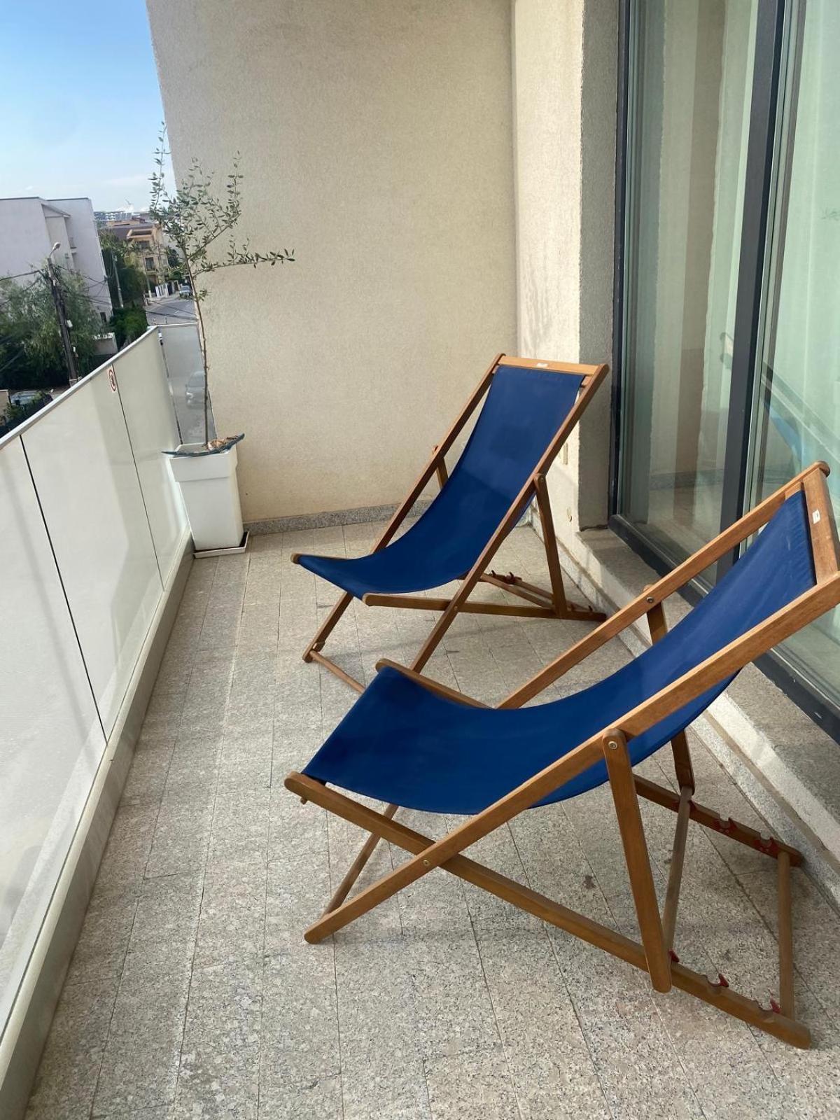 Emi Apartment Mamaia Нэводари Экстерьер фото